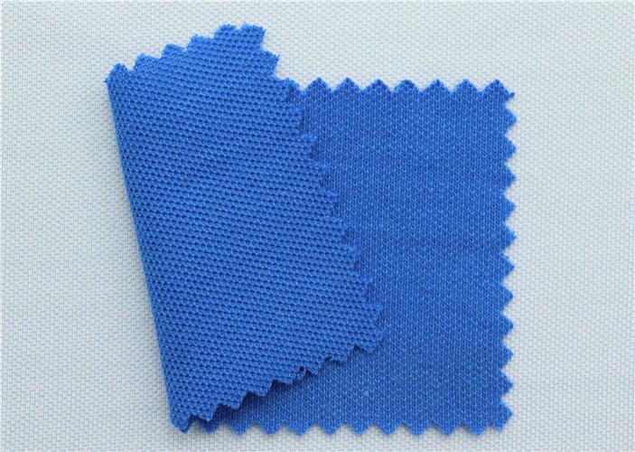 5米/kg*面料特點(diǎn):雙面珠地布*成分:咨詢(xún)客服*克重:210g*幅寬:188cm*品